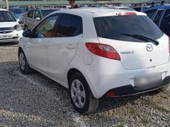 Сүрөт унаа Mazda 2