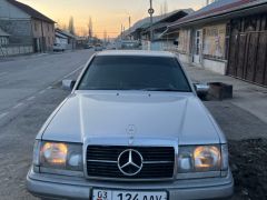 Фото авто Mercedes-Benz W124