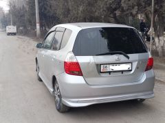 Photo of the vehicle Honda Fit