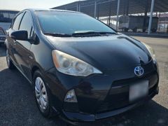 Фото авто Toyota Prius c