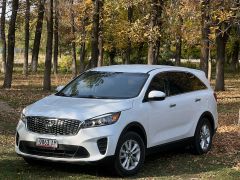 Сүрөт унаа Kia Sorento