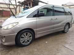 Photo of the vehicle Toyota Estima