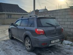 Фото авто Mitsubishi Outlander