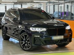 Фото авто BMW X7