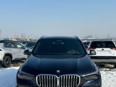 Photo of the vehicle BMW X5