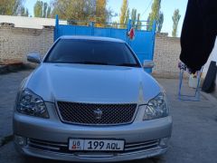 Photo of the vehicle Toyota Crown