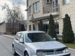 Фото авто Volkswagen Golf