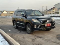 Photo of the vehicle Lexus LX