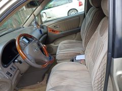 Photo of the vehicle Lexus RX