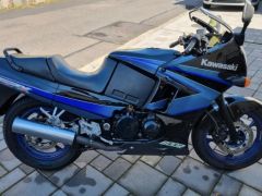 Сүрөт унаа Kawasaki GPX 600 R