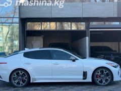 Сүрөт унаа Kia Stinger