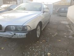 Photo of the vehicle BMW 5 Series