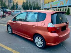 Фото авто Honda Fit