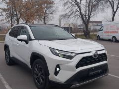 Сүрөт унаа Toyota RAV4