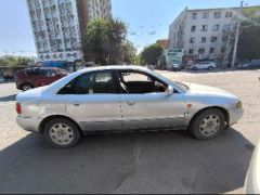 Сүрөт унаа Audi A4