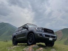 Фото авто Toyota Sequoia