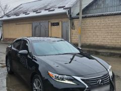 Photo of the vehicle Lexus ES