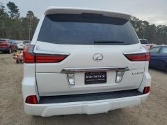 Сүрөт унаа Lexus LX