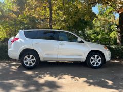 Сүрөт унаа Toyota RAV4