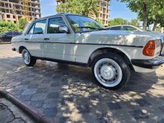 Фото авто Mercedes-Benz W123