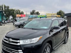 Сүрөт унаа Toyota Highlander