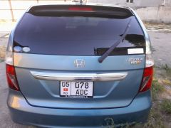 Photo of the vehicle Honda Edix