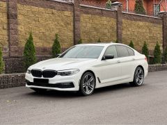 Photo of the vehicle BMW 5 Series