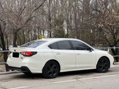 Photo of the vehicle Subaru Legacy