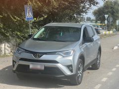 Сүрөт унаа Toyota RAV4