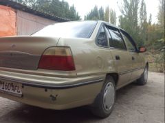 Сүрөт унаа Daewoo Nexia