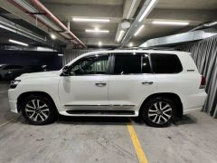 Фото авто Toyota Land Cruiser