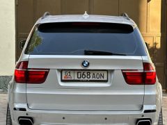 Photo of the vehicle BMW X5