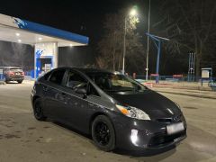 Фото авто Toyota Prius