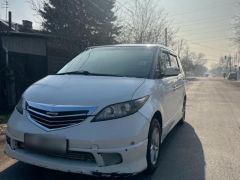 Сүрөт унаа Honda Elysion