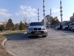 Photo of the vehicle BMW X5