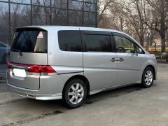 Фото авто Honda Stepwgn