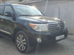 Сүрөт унаа Toyota Land Cruiser