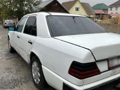 Фото авто Mercedes-Benz W124