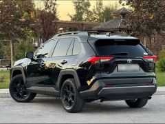 Сүрөт унаа Toyota RAV4