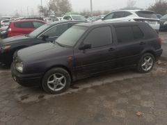 Photo of the vehicle Volkswagen Golf