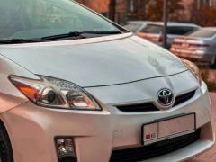 Фото авто Toyota Prius