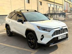 Photo of the vehicle Toyota RAV4