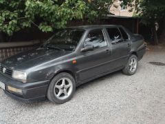 Фото авто Volkswagen Vento