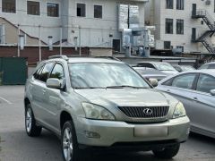 Photo of the vehicle Lexus RX