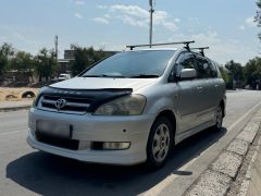 Сүрөт унаа Toyota Ipsum