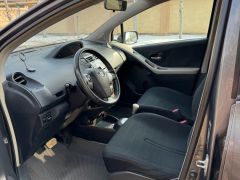 Сүрөт унаа Toyota Yaris