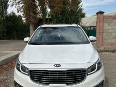 Photo of the vehicle Kia Carnival