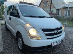 Сүрөт унаа Hyundai Starex (H-1)