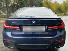 Photo of the vehicle BMW 5 Series