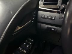 Photo of the vehicle Lexus LX